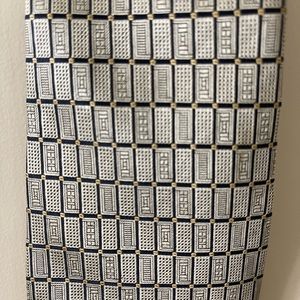 Mondo Seta Italy 100% Silk Tie